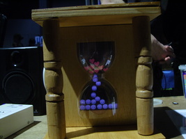 Hourglass closeup - thanks to Dave Chatting